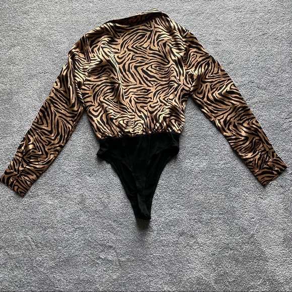 Forever 21 tiger bodysuit - Picture 6 of 6